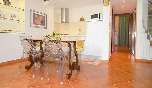 Luxury Apartment Federica N 1 Centro Storico Di تاورمينا