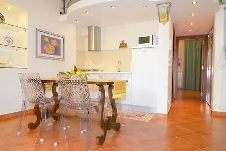 Luxury Apartment Federica N 1 Centro Storico Di تاورمينا